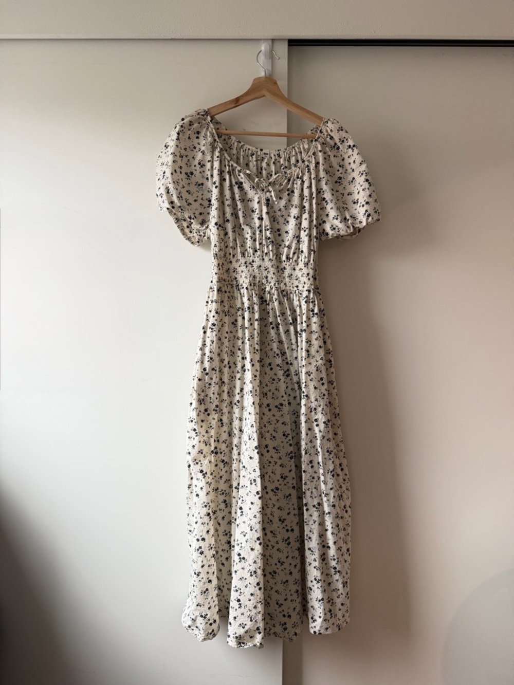 Uniqlo Yellow Summer Floral Puff-Sleeve Midi Dress